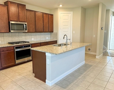 24926 Clearwater Willow Trace Trace - Photo Thumbnail 6