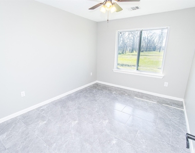 627 West Drive - Photo Thumbnail 15