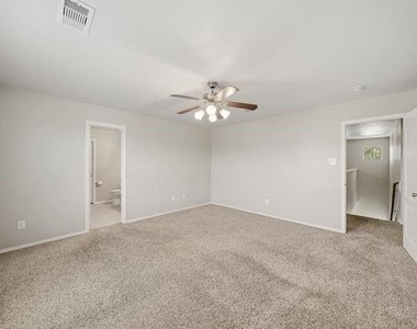 618 Enchanted Springs Drive - Photo Thumbnail 10