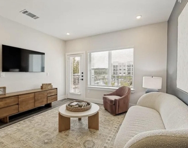 2237 Riley Fuzzel Road - Photo Thumbnail 5