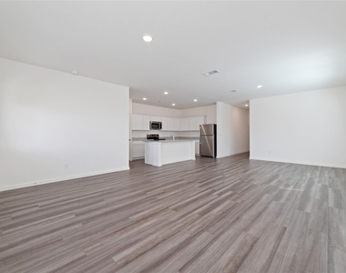 31030 Gayle Prairie Oaks Street - Photo Thumbnail 13