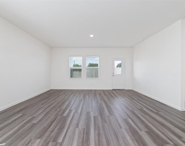 31030 Gayle Prairie Oaks Street - Photo Thumbnail 12