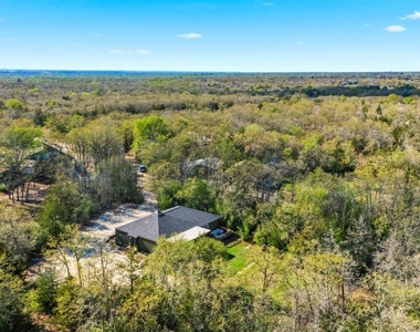 8052 Perry Lane - Photo Thumbnail 43
