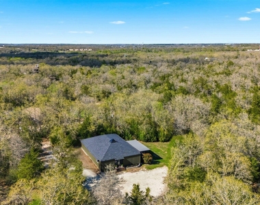 8052 Perry Lane - Photo Thumbnail 42