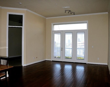 300 St Joseph Parkway - Photo Thumbnail 7