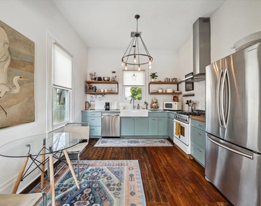 411 Marie Street - Photo Thumbnail 6