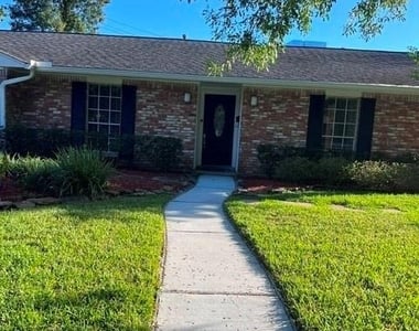 10715 Wickersham Lane - Photo Thumbnail 6