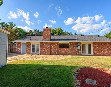 10715 Wickersham Lane - Photo Thumbnail 10