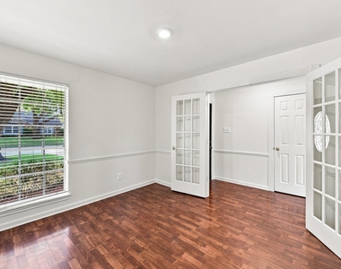 10715 Wickersham Lane - Photo Thumbnail 12