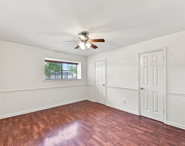 10715 Wickersham Lane - Photo Thumbnail 25