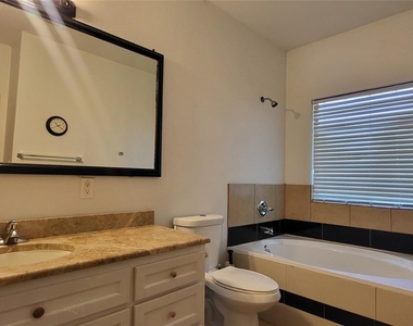 9734 La Vista Drive - Photo Thumbnail 20
