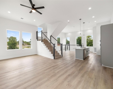 947 Green Meadow Street - Photo Thumbnail 1