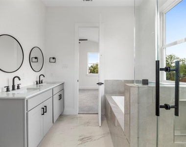 947 Green Meadow Street - Photo Thumbnail 12