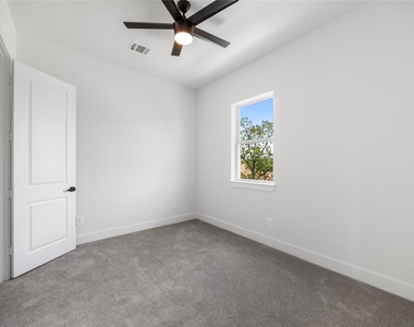 947 Green Meadow Street - Photo Thumbnail 14