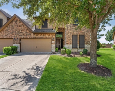 17805 Arapaho Hill Lane - Photo Thumbnail 1