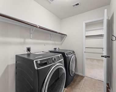 17805 Arapaho Hill Lane - Photo Thumbnail 18