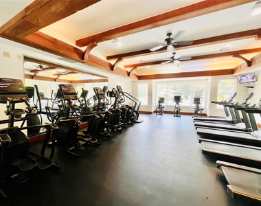 17805 Arapaho Hill Lane - Photo Thumbnail 35