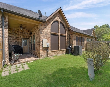 17805 Arapaho Hill Lane - Photo Thumbnail 28