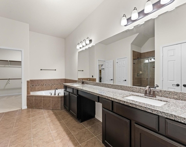 17805 Arapaho Hill Lane - Photo Thumbnail 16