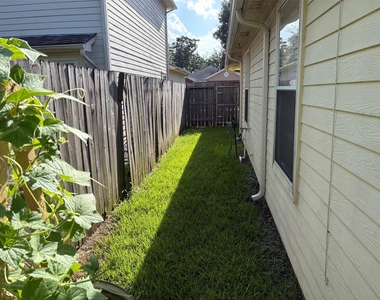 1830 Creek - Photo Thumbnail 16