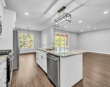 1 Hanover Lane - Photo Thumbnail 3