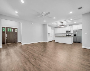 1 Hanover Lane - Photo Thumbnail 2