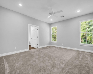 1 Hanover Lane - Photo Thumbnail 18