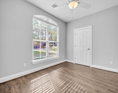 1 Hanover Lane - Photo Thumbnail 1