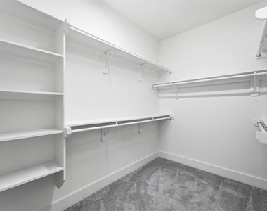 1230 Mcneil Street - Photo Thumbnail 17