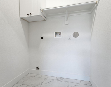 1230 Mcneil Street - Photo Thumbnail 24