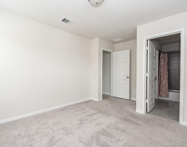 21502 Carbone Lane - Photo Thumbnail 26