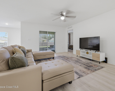 2646 San Filippo Drive Se - Photo Thumbnail 7