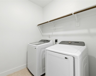 24610 Bardona Way - Photo Thumbnail 31