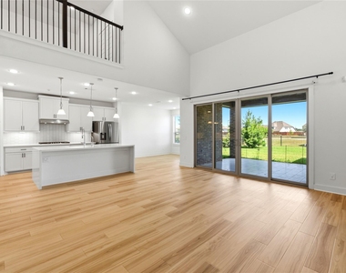 24610 Bardona Way - Photo Thumbnail 5