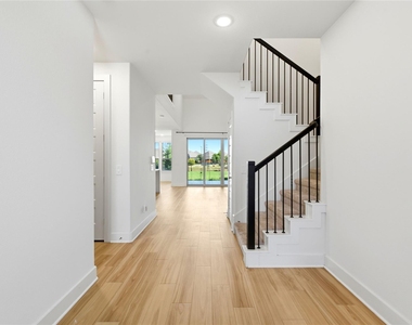 24610 Bardona Way - Photo Thumbnail 2