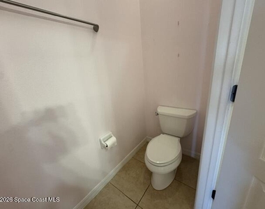 1720 Kinsale Court - Photo Thumbnail 14