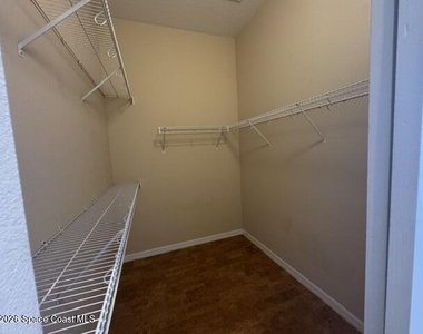 1720 Kinsale Court - Photo Thumbnail 9