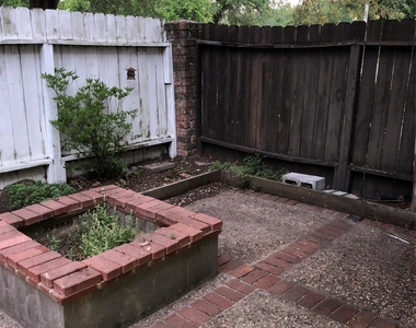 12002 Mighty Oak Drive - Photo Thumbnail 12