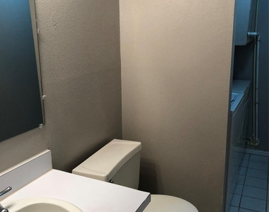 12002 Mighty Oak Drive - Photo Thumbnail 8