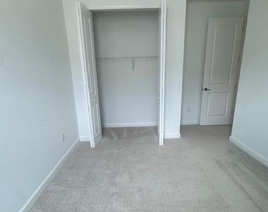 2174 Majorelle Drive Nw - Photo Thumbnail 20