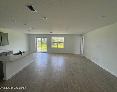 2174 Majorelle Drive Nw - Photo Thumbnail 2