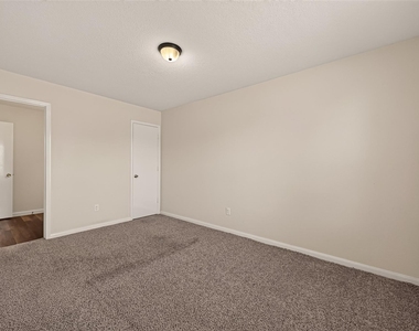 14837 Peachmeadow Lane - Photo Thumbnail 11