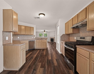 14837 Peachmeadow Lane - Photo Thumbnail 4