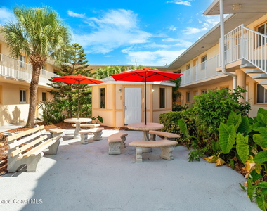211 Circle Drive - Photo Thumbnail 15