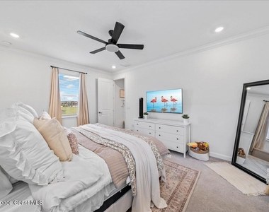 732 Veridian Circle Nw - Photo Thumbnail 11