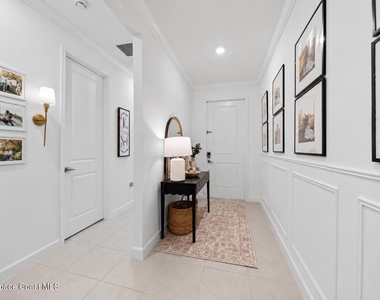 732 Veridian Circle Nw - Photo Thumbnail 2
