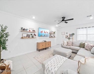 732 Veridian Circle Nw - Photo Thumbnail 5