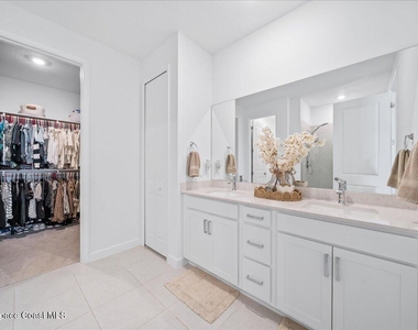 732 Veridian Circle Nw - Photo Thumbnail 12