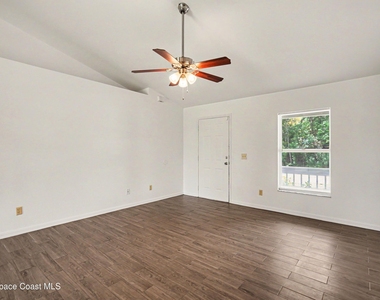 934 Westport Street Se - Photo Thumbnail 1