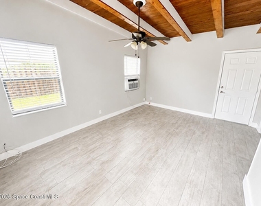 1606 S Miramar Avenue - Photo Thumbnail 1